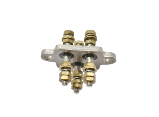 Noot M4 Messing aansluitbord met C45 plaatmateriaal met een superieure mechanische sterkte en elektrische prestaties